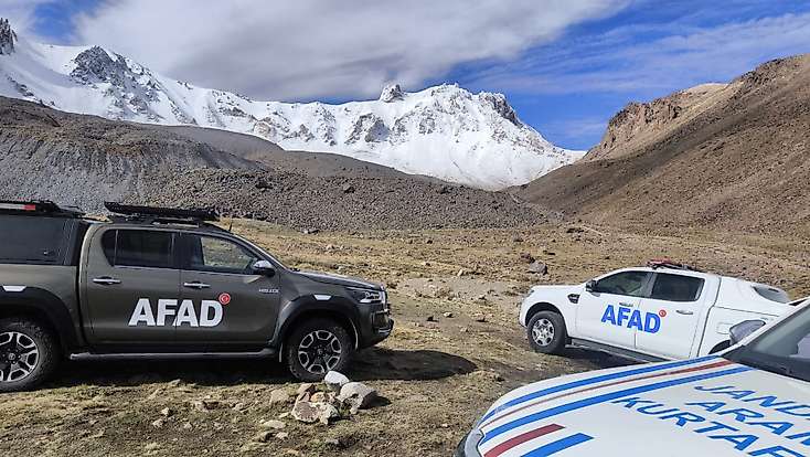 Erciyes’te düşen 2 dağcıdan 1’i hayatını kaybetti